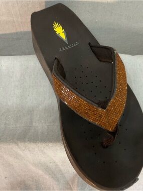 Volatile Glitter Platform Flip Flop Wedge Sandals with Embellished Straps/ 7 A